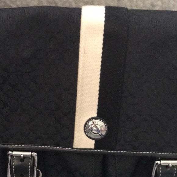 Purse - Picture 2 of 3